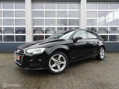 Audi A3 Sportback 30 TFSI Design Xenon