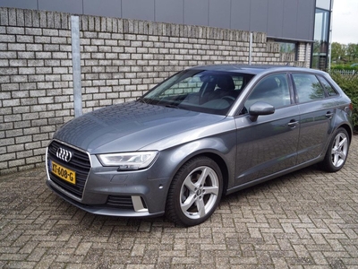 Audi A3 Sportback 40 TFSI Quattro Sport Lease Edition Autom Leder/Alcantara Sportst Navi Camera Clima 2x PDC LMV ENZ NL Auto.