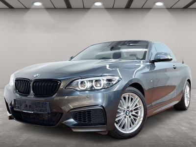 BMW 2 Serie Cabrio 218iA M-SPORT ** LED, NAVI, LEDER, VERW. STUUR, 17-inch LMV, HARMAN KARDON ** 1e EIG - BMW GARANTIE ** ** INFORMEER OOK NAAR ONZE AANTREKKELIJKE FINANCIAL-LEASE TARIEVEN **