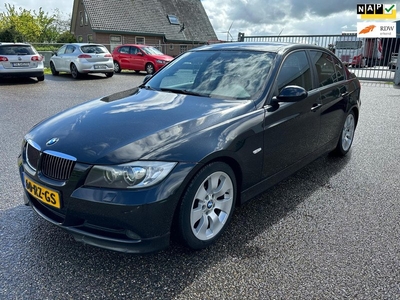 BMW 3-serie 318i Dynamic Executive