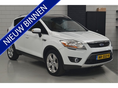 Ford Kuga 2.5 20V Titanium // LEDER // NAVI // CRUISE // CLIMA // TREKHAAK // PANORAMADAK //