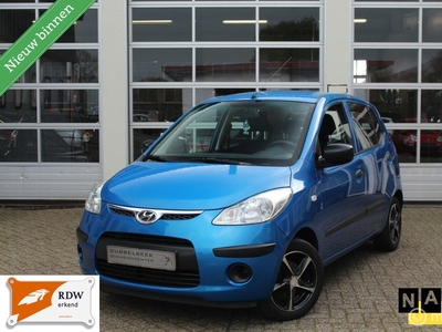 Hyundai i10 1.1 Active 5-Deurs Centrale Deurvergrendeling Elektrische Ramen Stuurbekrachtiging Radio/Cd/Aux 12V.-Aansluiting Métallic Lak Lichtmetalen Velgen *Verkocht*