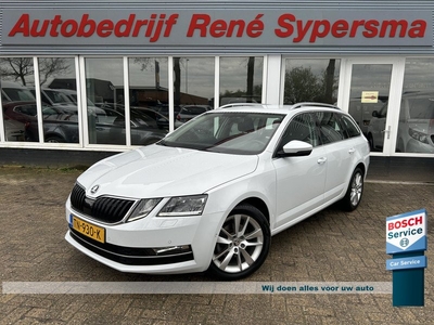 Škoda Octavia Combi 1.5 TSI Greentech Style | Automaat | Navigatie | Voorstoelen verwarmd | DAB |Trekhaak |