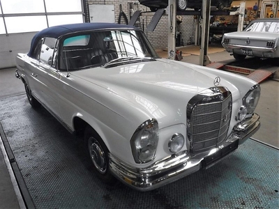 Mercedes Benz 220SE cabrio 1963