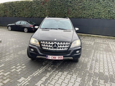 Mercedes-Benz ML 280 CDI 4MATIC - model 2009