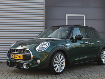 MINI COOPER Mini 2.0 S Chili Serious Business I 5 DEURS I AUT. I 192 PK I LEDER I PANO.DAK I NAVI