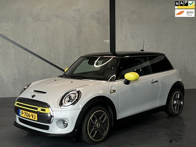 Mini Cooper SE Electric Charged 33 kWh,Head-Up,LED,Apple,H/K