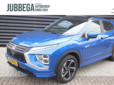 Mitsubishi Eclipse Cross 2.4 PHEV Instyle Slechts 3.450 km! NAP, Trekhaak, NL-Auto, Pano, Leder