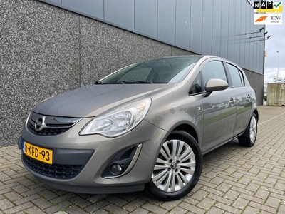 Opel Corsa 1.4-16V Design Edition/Nieuwstaat/Dealer onderh/