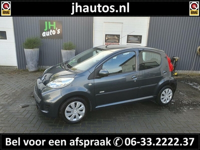 Peugeot 107 1.0-12V Millesim 200