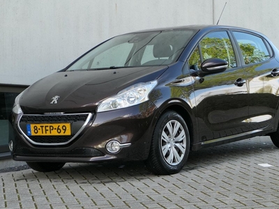 Peugeot 208 1.2 VTi Blue Lease 5-deurs Airco NAP Cruise Nieuwe koppeling