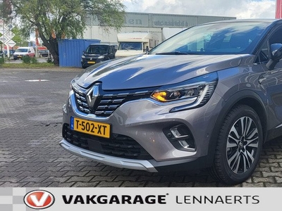 Renault Captur 1.6 E-Tech Hybrid 145 Iconic