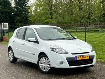 Renault Clio 1.5 dCi Authentique /NAP/Lage kmstand/Nw Apk/Airco/