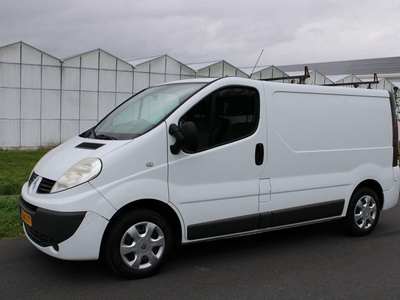 Renault Trafic 2.0 dCi met Navigatie en Airco