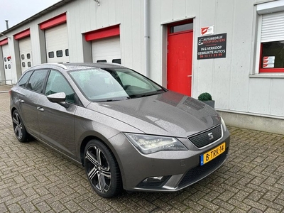 SEAT Leon ST 1.6 TDI Style Business Xenon Navi Clima