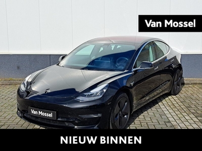 Tesla Model 3 Long Range 75 kWh Achteruitrijcamera | Stoelverwarming | Elektrische stoelen | Navigatie