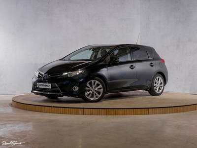 Toyota Auris 1.8 Hybrid Executive | Cruise control | Navi | 17'' |