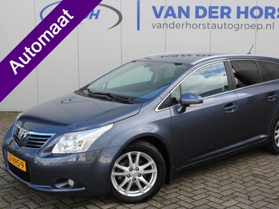 Toyota Avensis wagon 1.8-147pk VVTi Business AUTOMAAT ! Nette, goed onderhouden en ruime stationwagen voor nog jaren comfortabel rijplezier ! Trekgewicht 1.600kg ! Afkomstig van 1e eig. Volautm. airco dual, trekhaak, LM wielen, metallic lak, cruise cntrl.