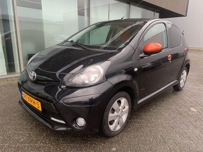 Toyota Aygo 1.0 VVT-i Orange AIRCO BJ 7-2012 APK 2-2025