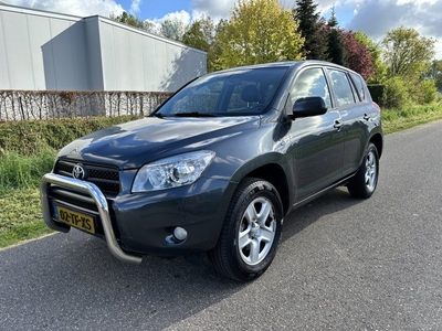 Toyota RAV4 2.2 D4D Linea Sol / AIRCO ECC / LEER / CRUISE