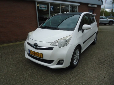 Toyota Verso-S 1.3 VVT-i Dynamic Navi Pano