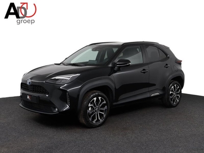 Toyota Yaris Cross 1.5 Hybrid Dynamic | Nieuw uit voorraad leverbaar! | 10 Jaar garantie! |