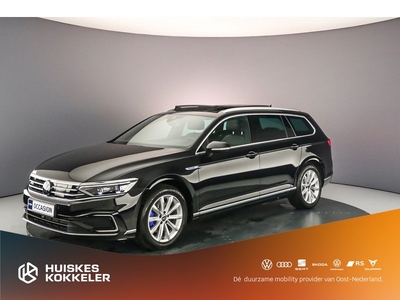 Volkswagen Passat Variant GTE Business 1.4 TSI eHybrid 218pk DSG Automaat Trekhaak, Panoramadak, Adaptive cruise control, Navigatie, Achteruitrijcamera, LED matrix koplampen, Stoelverwarming, Airco, Parkeersensoren