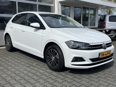 Volkswagen Polo 1.0 MPI Comfortline Business Climate control Stoelverwarming Cruise control Multimedia voorbereiding all-season banden