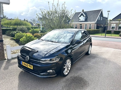 Volkswagen Polo 1.0 TSI HIGHLINE DIGITAAL DASHBOARD KEYLESS LED KOPLAMPEN CARPLAY DEALER ONDERHOUDEN!!