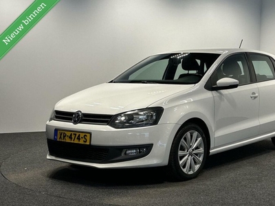 Volkswagen Polo 1.2 TSI Trendline|Zwarte Hemel|Airco|