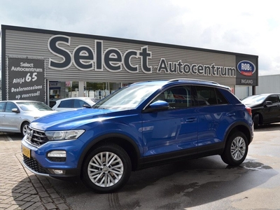 Volkswagen T-Roc 1.0 TSI Style Business|NW.MODEL|NAVI|ADAPT.CRUISE|ELECTR.A.KLEP|STOELVERW.|PDC V+A|CARPLAY|DEALER ONDERH.