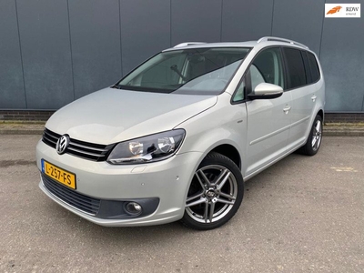 Volkswagen Touran 1.2 TSI Comfortline BlueMotion-Panorama-Stoelverwarming-Clima!