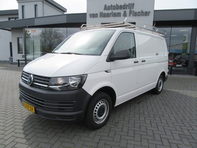 Volkswagen Transporter 2.0 TDI 102PK L1H1, Airco, Trekhaak, 2 Schuifdeuren