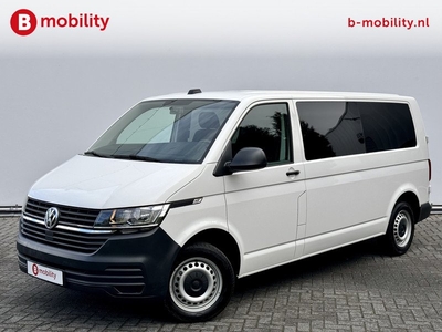 Volkswagen Transporter 2.0 TDI L2H1 30 Dub. Cabine 5-Pers. | Trekhaak | Apple CarPlay | PDC | Glaslook Panelen