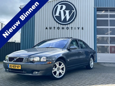 Volvo S80 2.4 Summum Leder / Openak / afn trekhaak / Stoelverw / Bi-Xenon / NL Auto N.a.p. / Youngtimer