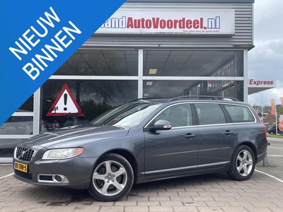 Volvo V70 2.4 D5 Summum /185 pk/Climate/Cruise/Leder/Distr verv 337.065 km/APK 01-2025/