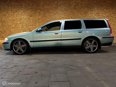 Volvo V70 2.5 R Geartronic - Flash green / Atacama, BTW auto