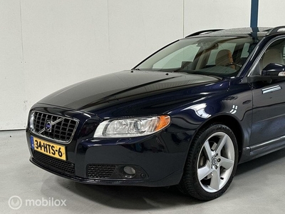 Volvo V70 2.5T Summum NL-AUTO / AUTOMAAT / LEER