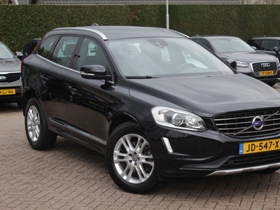 Volvo XC60 2.0 D4 FWD Summum / Trekhaak / Leder / Parkeerhulp V+A / Navigatie / Stoelverwarming / Cruise Control