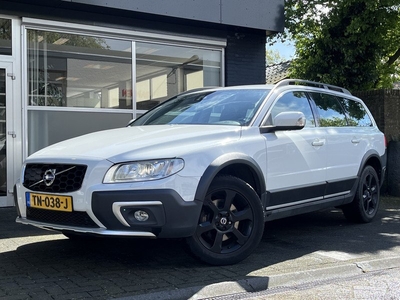 Volvo XC70 2.0 D4 FWD Inscription Edition CLIMA / CRUISE / NAVI