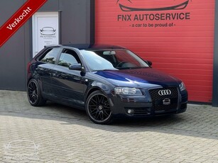 Audi A3 1.6 Attraction / cruise / airco / stoelverwarming