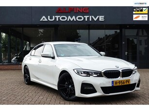 BMW 3-serie 320i Aut M-Sport Shadow Line Navi Leder /