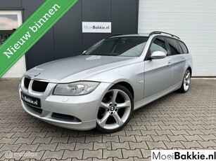 BMW 3-serie Touring 318i High Executive / Pano / Nw. ketting