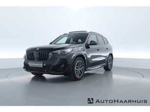 BMW X1 30e xDrive M Sportpakket | Pano | HUD | 360cam | Massage | Adapt. Cruise | Elek. Trekhaak