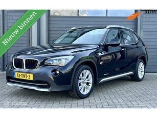 BMW X1 sDrive20i 184pk Business Panoramadak Trekhaak