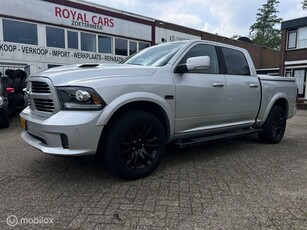 Dodge Ram 1500 5.7 V8 Quad Cab 6'4/In top