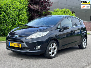 Ford Fiesta 1.4 Trend 5DR*Ijskoude Airco*LM velgen*Parkeersensoren*APK*