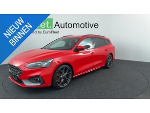 Ford Focus Wagon 2.3 EcoBoost ST-3