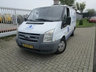 Ford Transit 260S 2.2 TDCI SHD (bj 2007)