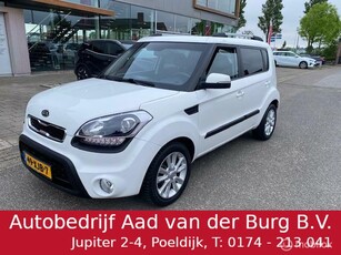 Kia Soul 1.6 Rhythm Automaat , Hoge instap , Navigatie , Bluetooth , Cruise & Climate controle , Parkeerhulp , Lage km stand !!